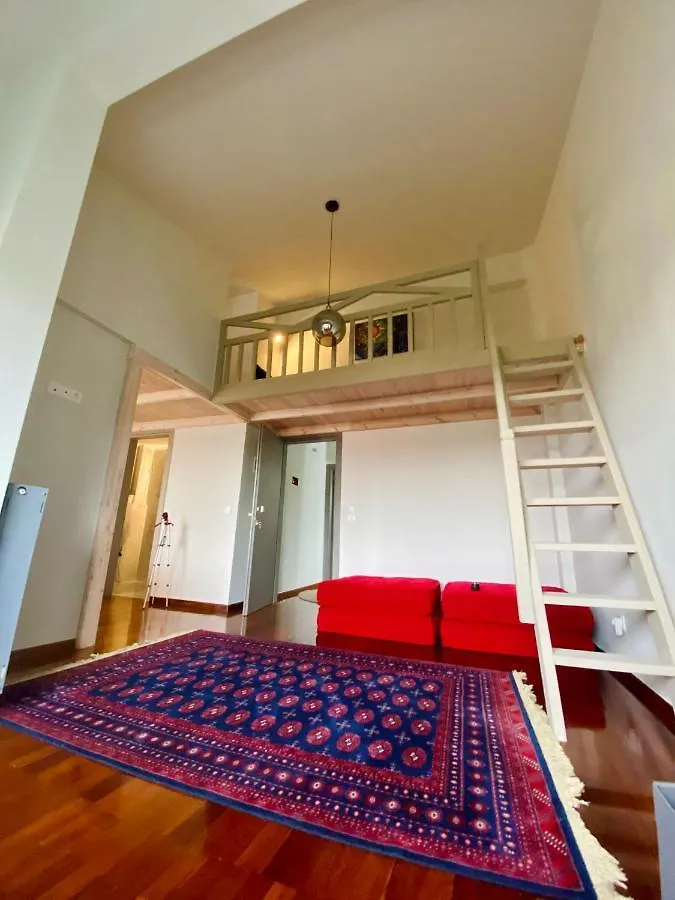 Vilă 2&2 Two Floor Property With Two Bedrooms Ensuite Near To Act College Salonic